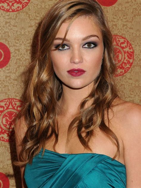 lili simmons nude|Lili Simmons Nude Photos & Naked Sex Videos